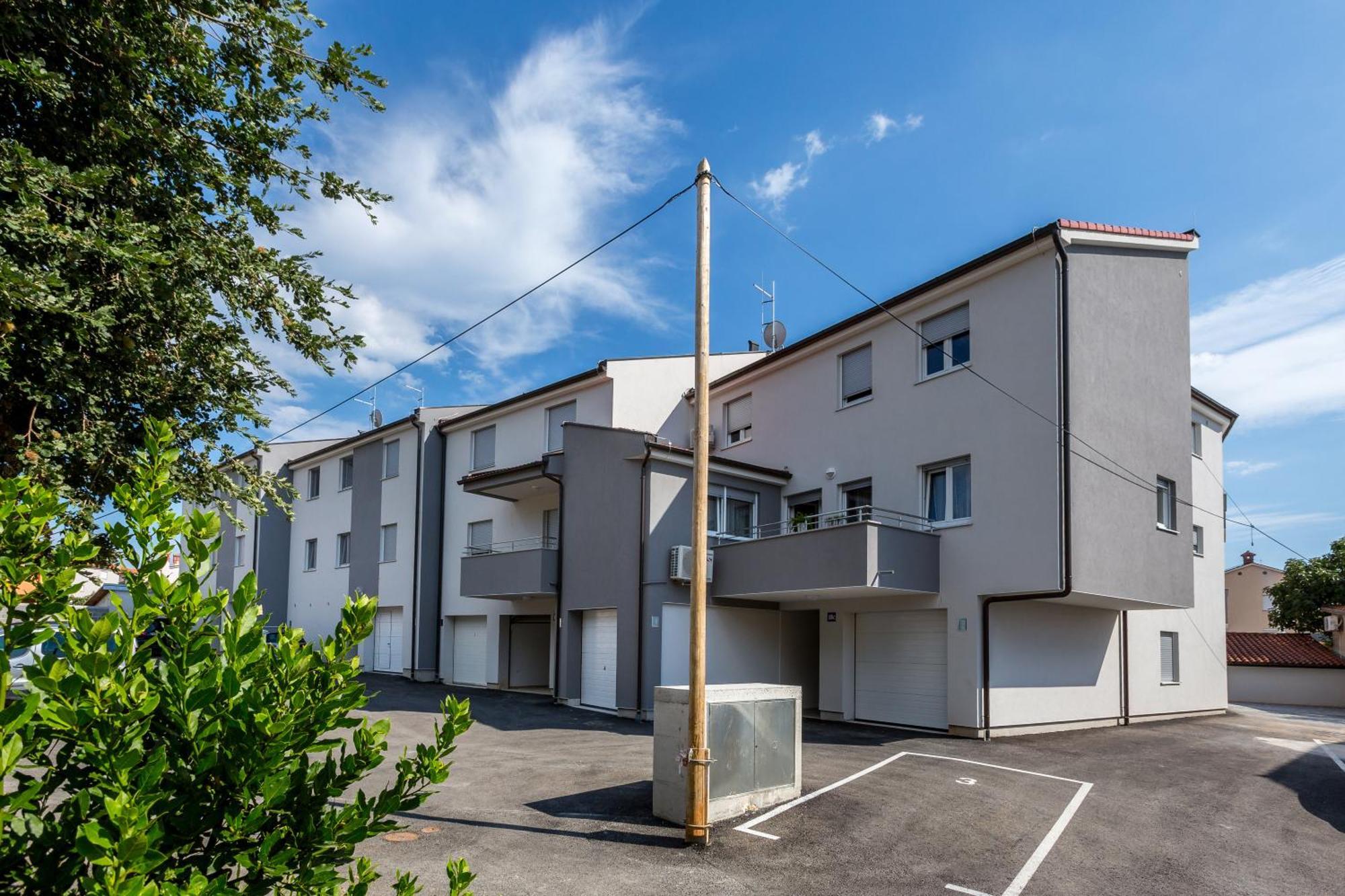 Lux Apartment Medulin Istria Exterior photo